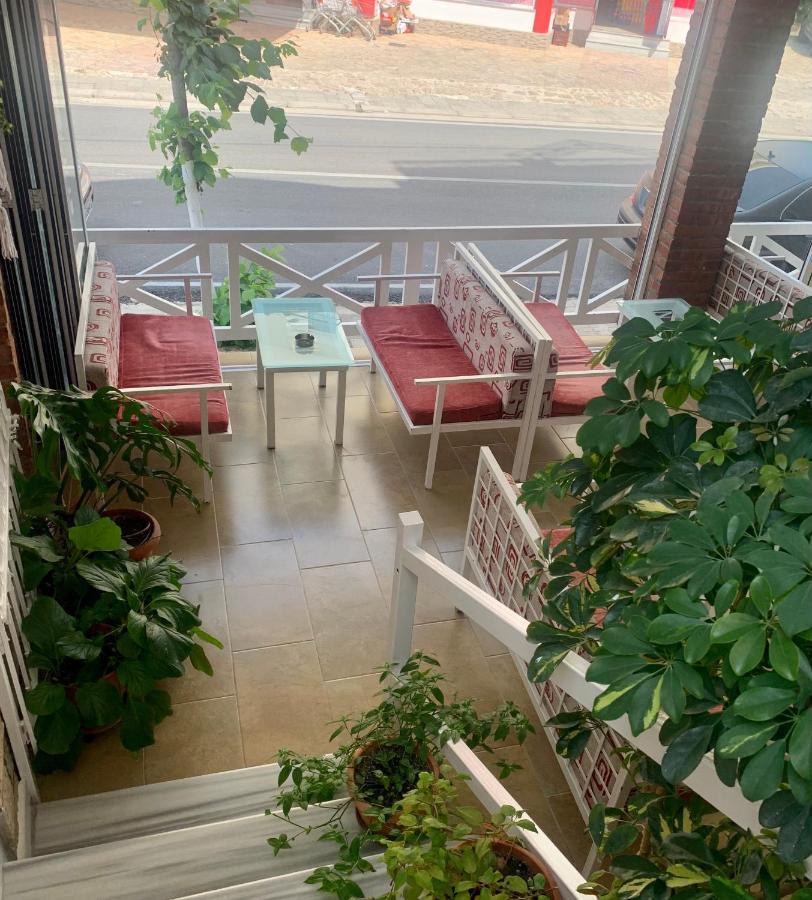 Hotel Soan Sarandë Exteriör bild